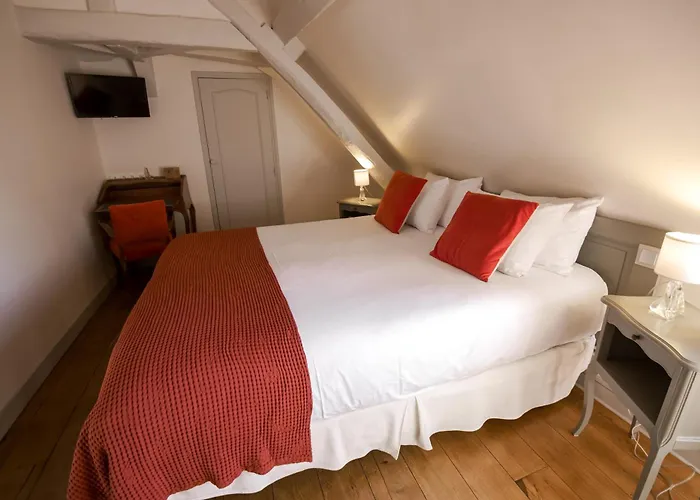 Hotel De Biencourt