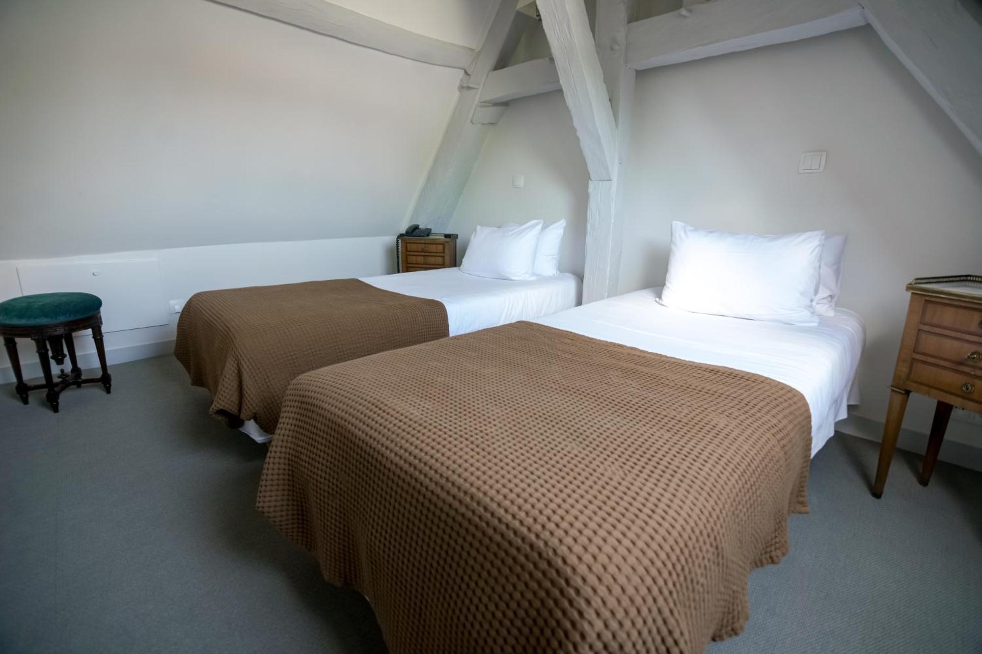 De Biencourt 3* Azay-le-Rideau